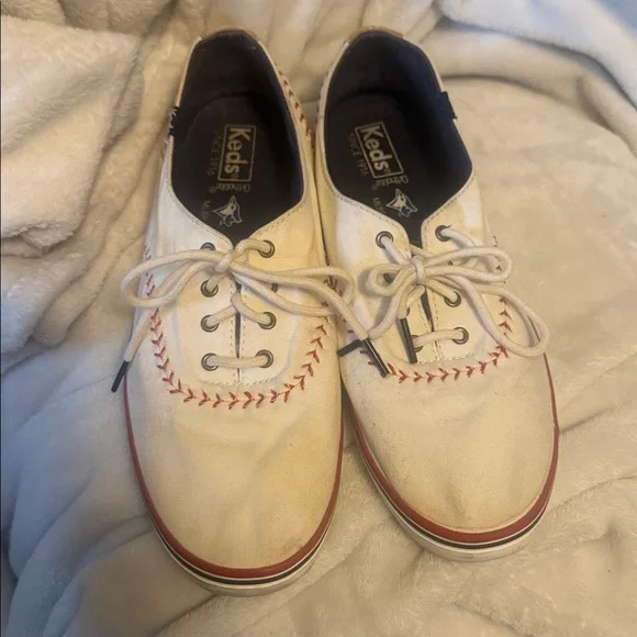 Keds Cream and red Toronto Blue Jays Sneakers size 19 - Picture 3 of 8